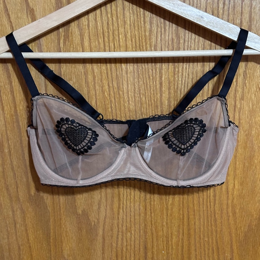 Adore Me Black and Tan Sheer Lace‎ Bra Sz 34D